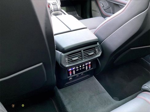 Used 2023 Lamborghini Urus S image 29