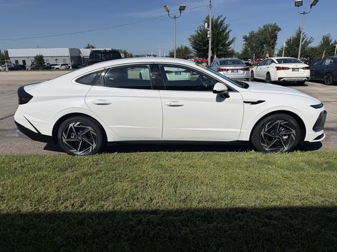 Used 2026 Hyundai Sonata SEL FWD image 6