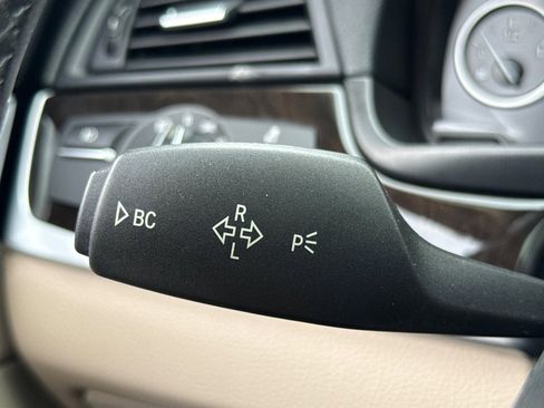 Used 2011 BMW 535i Sedan image 30