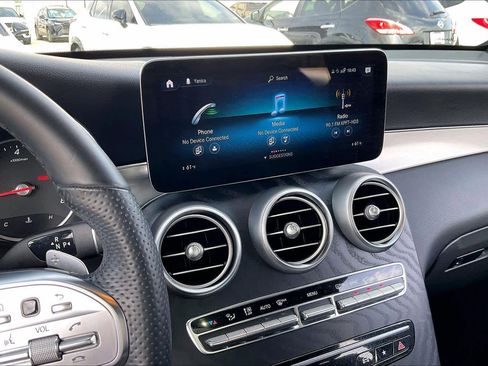 Used 2022 Mercedes-Benz GLC 300 image 6