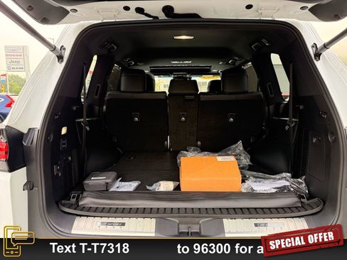 Used 2023 Lexus LX 600 F Sport w/ Accessory Package (Z1) image 29