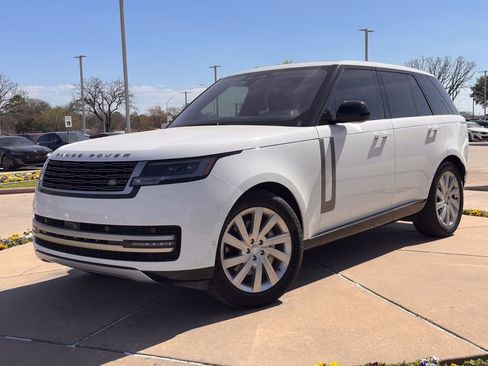 Used 2023 Land Rover Range Rover SE image 8