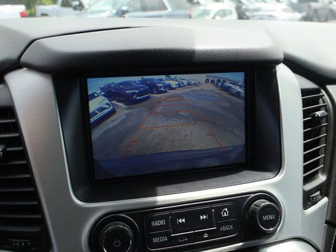 Used 2016 GMC Yukon SLT w/ Open Road Package AWD/4WD image 40