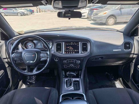 Used 2023 Dodge Charger SXT RWD image 12