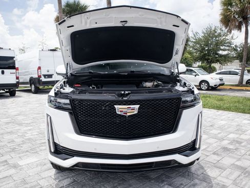 Used 2023 Cadillac Escalade Sport Platinum RWD image 38