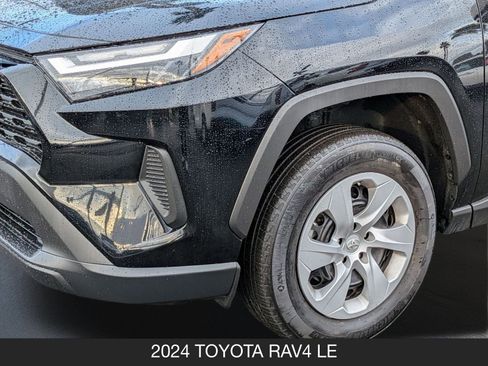 Used 2024 Toyota RAV4 LE image 11