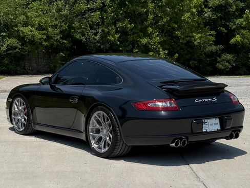 Used 2006 Porsche 911 Carrera S RWD image 4