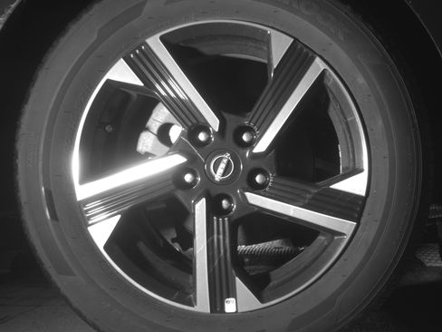 Used 2025 Nissan Sentra SV FWD image 15
