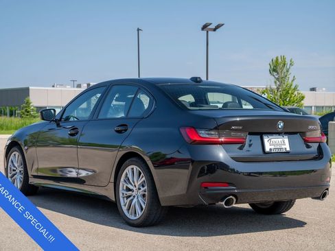Used 2023 BMW 330i xDrive Sedan w/ Premium Package image 5