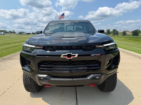 Used 2024 Chevrolet Colorado ZR2 AWD/4WD image 10