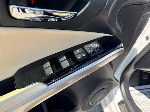 Used 2015 Lexus IS 250 w/ Navigation System Package RWD image 23