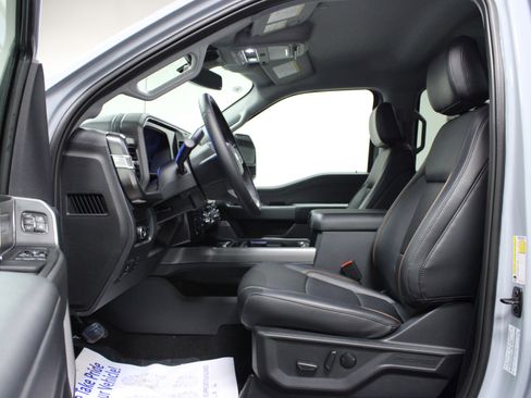 New 2026 Ford F250 Lariat w/ Black Appearance Package AWD/4WD image 12