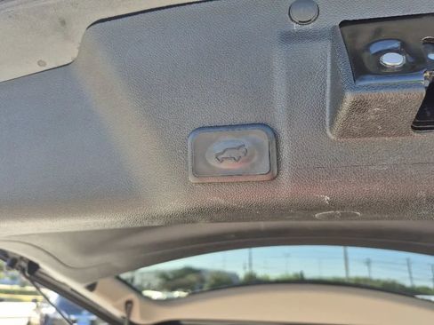 Used 2013 GMC Acadia Denali FWD image 26