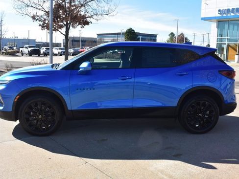 New 2026 Chevrolet Blazer LT w/ LPO, Black Sport Package image 9