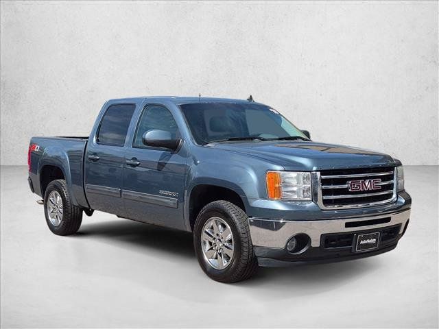 Used 2013 GMC Sierra 1500 SLT w/ SLT Convenience Package AWD/4WD image 3