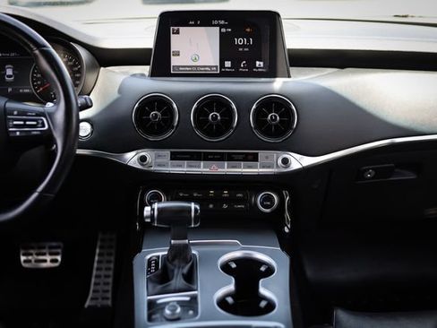 Used 2019 Kia Stinger GT1 RWD image 30