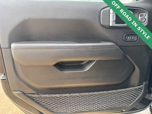 Used 2022 Jeep Wrangler Sahara image 15