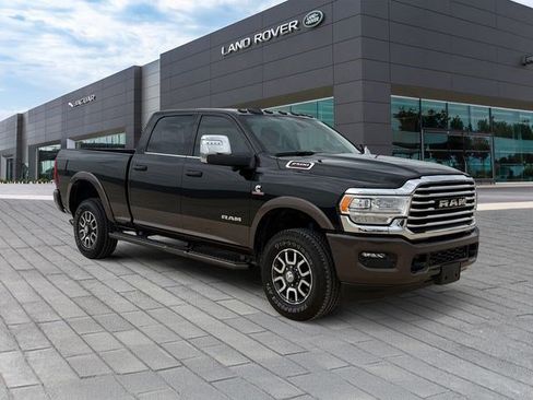 Used 2024 RAM 2500 Limited w/ Towing Technology Group AWD/4WD image 7