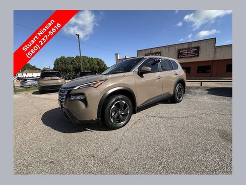 Certified 2024 Nissan Rogue SV FWD image 1