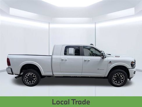 Used 2026 RAM 2500 Limited AWD/4WD image 8