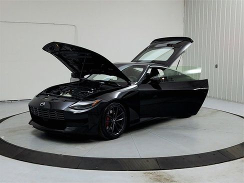 New 2026 Nissan Z Performance w/ Floor Mat Package image 11