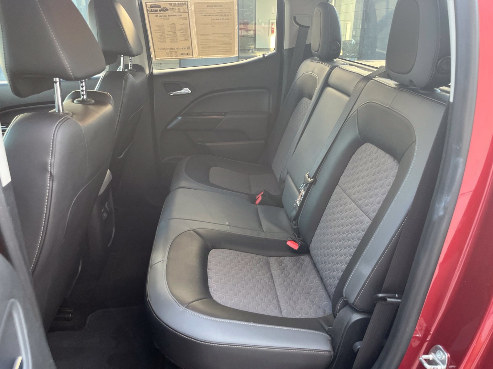 Used 2015 Chevrolet Colorado Z71 RWD image 23