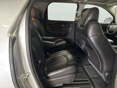 Used 2012 GMC Acadia Denali image 22