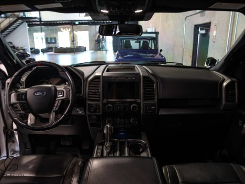 Used 2019 Ford F150 Raptor w/ Equipment Group 802A Luxury AWD/4WD image 29