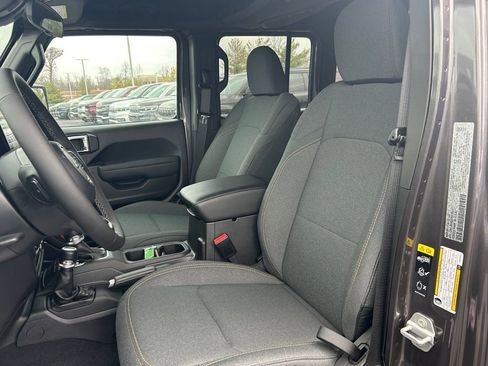 New 2025 Jeep Wrangler Sport S image 21