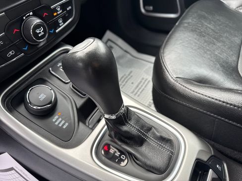 Used 2020 Jeep Compass High Altitude image 24