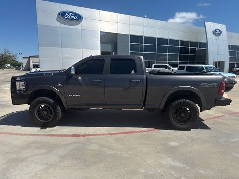 Used 2021 RAM 2500 Laramie w/ Safety Group B AWD/4WD image 9