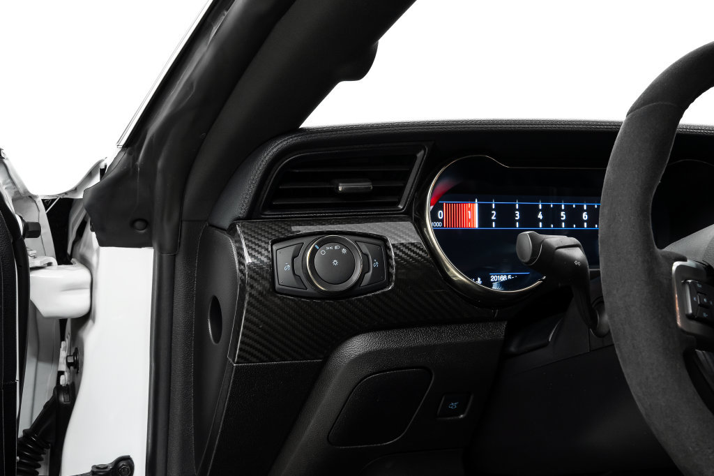 Used 2022 Ford Mustang Shelby GT500 w/ Technology Package RWD image 28
