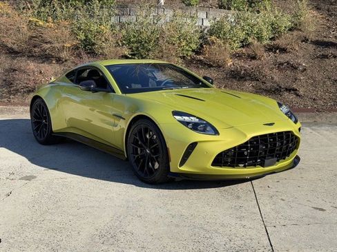 New 2025 Aston Martin V8 Vantage Coupe image 1
