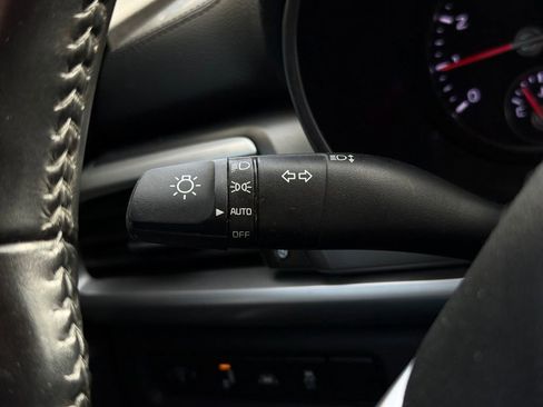 Used 2021 Kia Telluride LX image 20