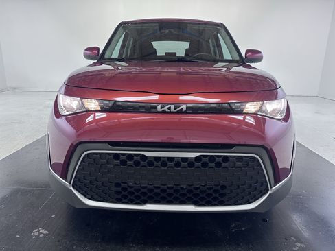 Used 2024 Kia Soul LX w/ Option Group 015 FWD image 50
