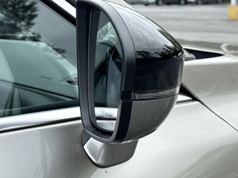 New 2026 INFINITI QX60 Luxe w/ Family Package image 28