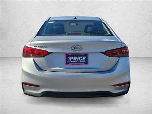 Used 2019 Hyundai Accent SE image 6