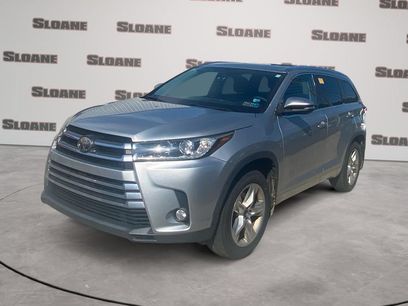Used 2017 Toyota Highlander Limited