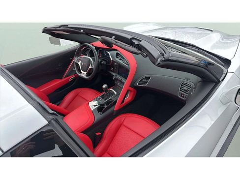 Used 2019 Chevrolet Corvette Z06 image 17