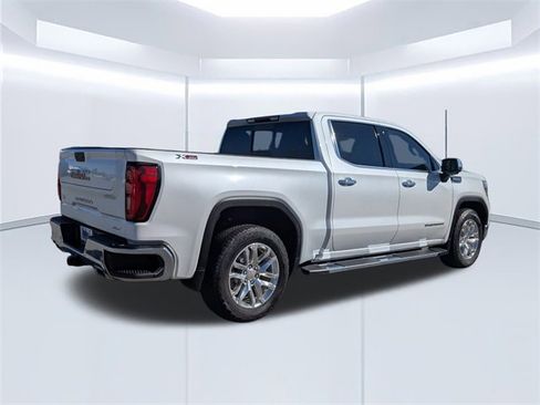 Used 2020 GMC Sierra 1500 SLT w/ SLT Premium Plus Package image 4