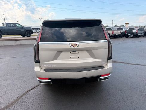 Used 2023 Cadillac Escalade Premium Luxury Platinum AWD/4WD image 6