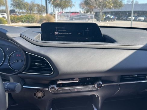 Used 2025 MAZDA CX-30 AWD 2.5 S w/ Preferred Package image 21