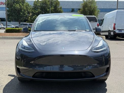 Used 2024 Tesla Model Y Long Range RWD image 14
