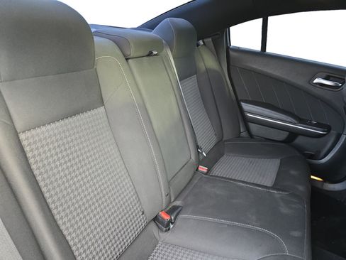 Used 2019 Dodge Charger R/T RWD image 18