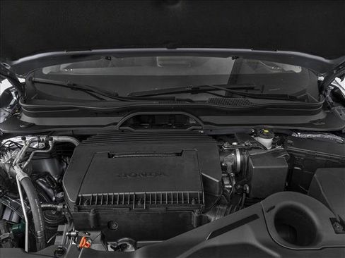 New 2025 Honda Pilot Touring image 8