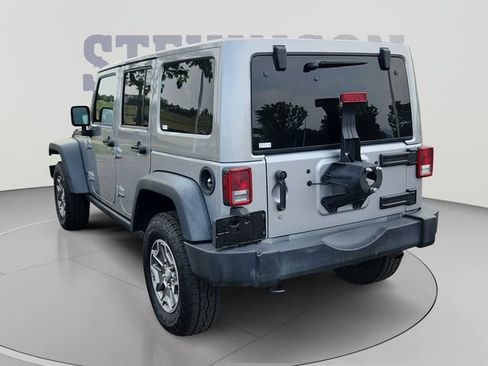 Used 2014 Jeep Wrangler Unlimited Rubicon w/ Connectivity Group AWD/4WD image 3