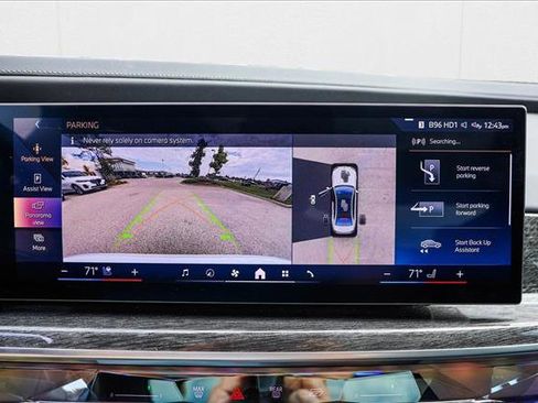 Certified 2024 BMW i7 eDrive50 image 19