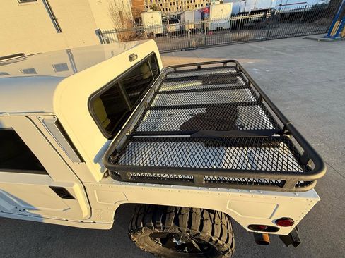 Used 2001 HUMMER H1 4-Door Hard Top image 13