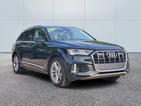 Used 2023 Audi Q7 3.0T Prestige w/ Prestige Package AWD/4WD image 3