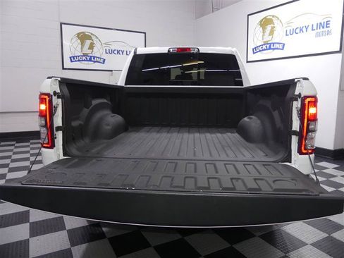 Used 2023 RAM 1500 Big Horn AWD/4WD image 9